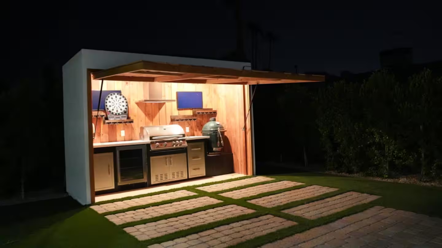 Scottsdale outdoor kitchen